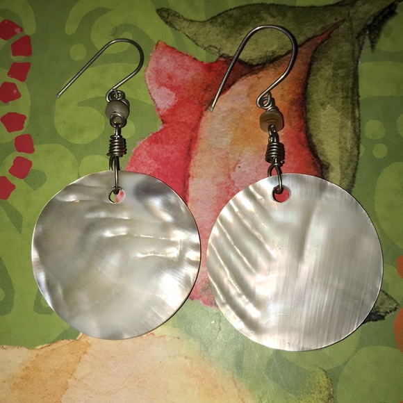 Vintage Jewelry - Vintage white disc circle shiny  hanging earrings